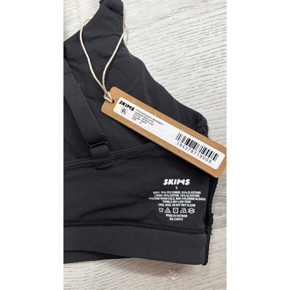 SKIMS Maternity Nursing Scoop Bralette - Picture 5 of 5
